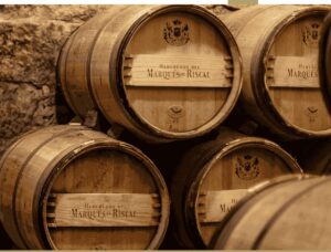 MARQUÉS DE RISCAL, БЛАГОРОДНЫЙ ИДАЛЬГО ИЗ РИОХИ MARQUÉS DE RISCAL, БЛАГОРОДНЫЙ ИДАЛЬГО ИЗ РИОХИ
